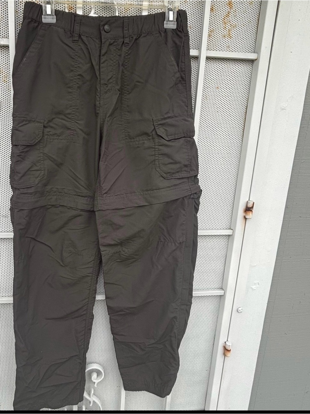 REI Petite Cargo Hiking Pants Sz.4 Gray Green Stretch Zip-Off Convertible 28X29
